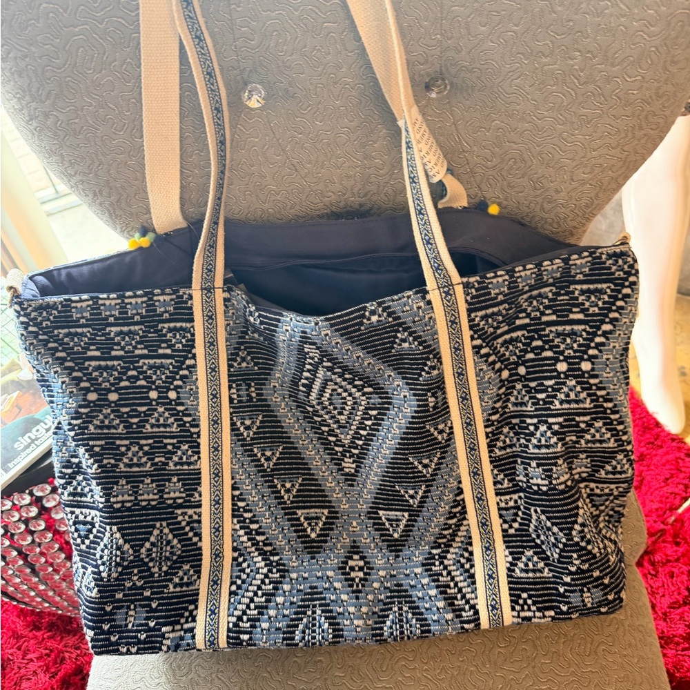 Colorful Patterned Tote Bag - Picture 2 of 4